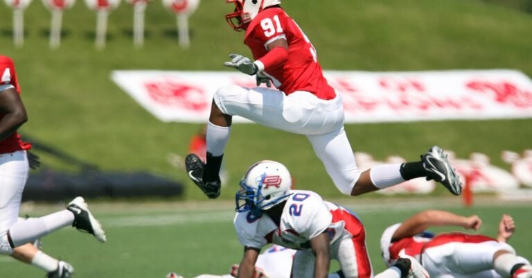 Become A Football Expert With These Tips